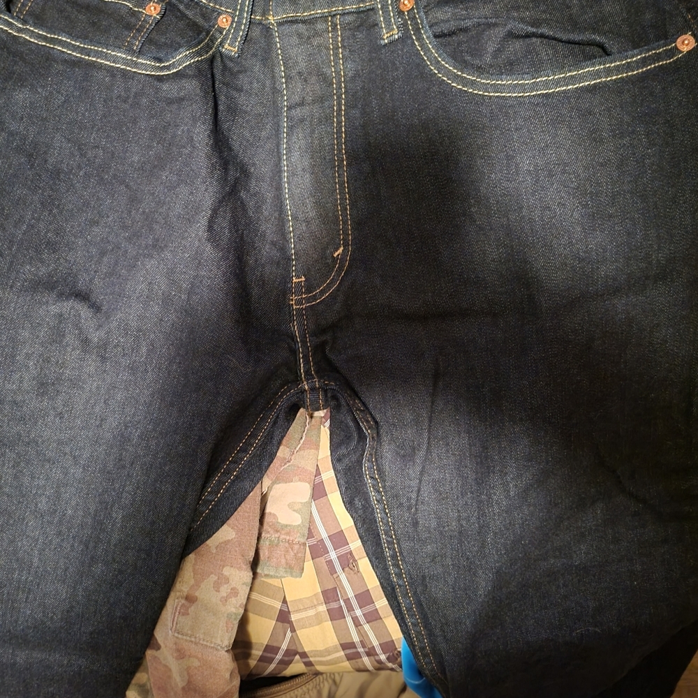 Levi 559 34x32 pants, no tags, never worn, new